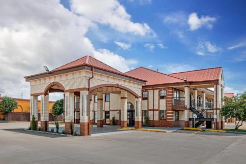 Quality Inn & Suites New Boston - Texarkana West