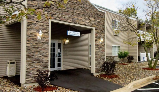 Quality Inn & Suites Red Wing