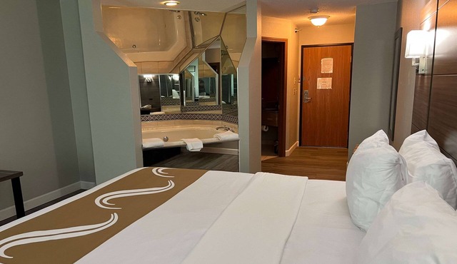 Quality Inn & Suites Red Wing
