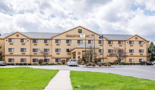 Quality Inn & Suites South Bend Airport