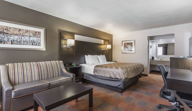 Quality Inn & Suites Stuttgart North