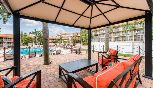 Quality Inn & Suites Tarpon Springs South