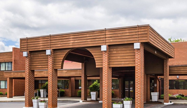 Quality Inn & Suites