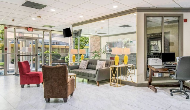 Quality Inn & Suites York East