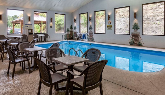 Quality Inn & Suites Zanesville City Center