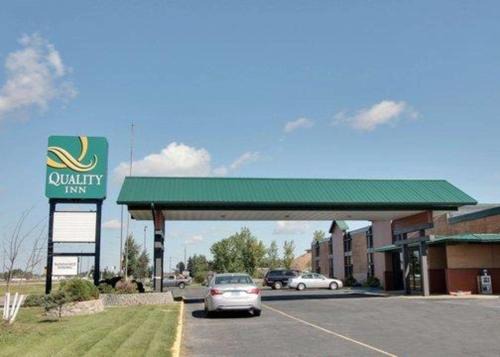 Quality Inn Thief River Falls