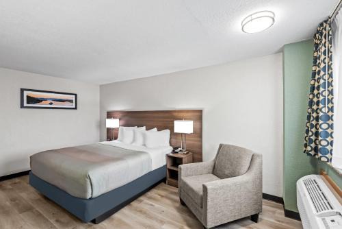 Quality Inn West Des Moines I-80 & I-235