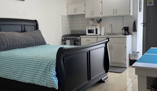 Quality Lodging by the Sea. Studio apartment w/garage100 yards from the beach.