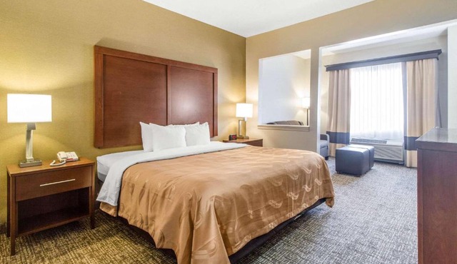 Quality Suites Corbin North