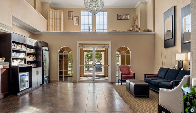 Quality Suites Irving-Las Colinas