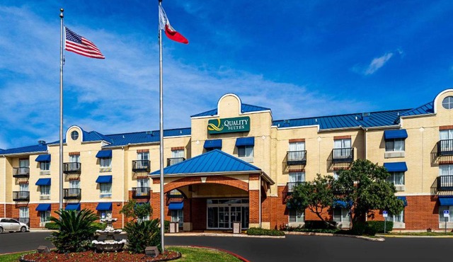 Quality Suites San Antonio Northeast