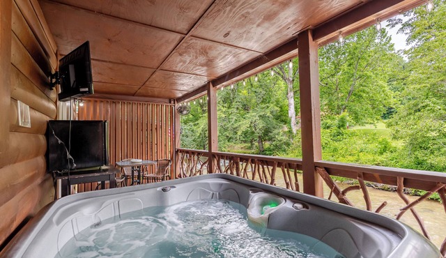 Qualla Cabins and Motel Cherokee near Casino