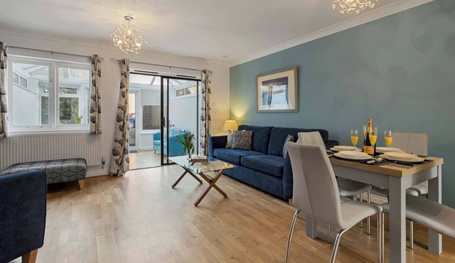 Quay Retreat - Short Stays UK Ltd