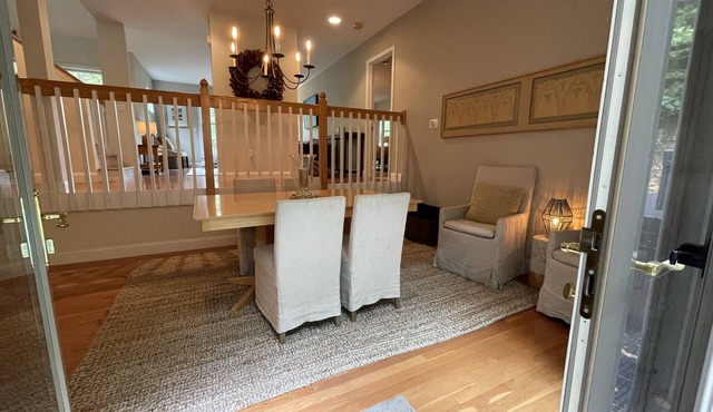 Quechee - Four Season Resort Townhome and access to The Quechee Club