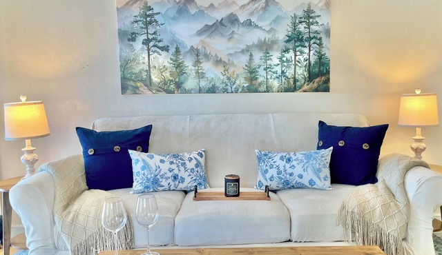 Queen Anne's Ridge - Long-Range Views Near Desoto State Park