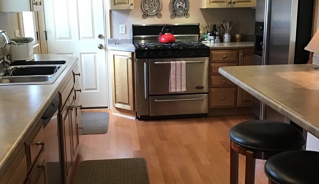 Queen bed for 1 person in the Soho district in beautiful Culver, Indiana.
