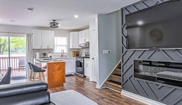 Queen City BNB Sleeps 13