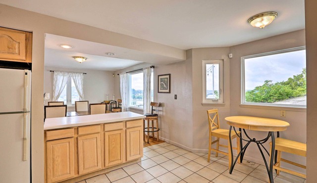 Queen City Home w/Ohio River View - 3 Mi to Dtwn!