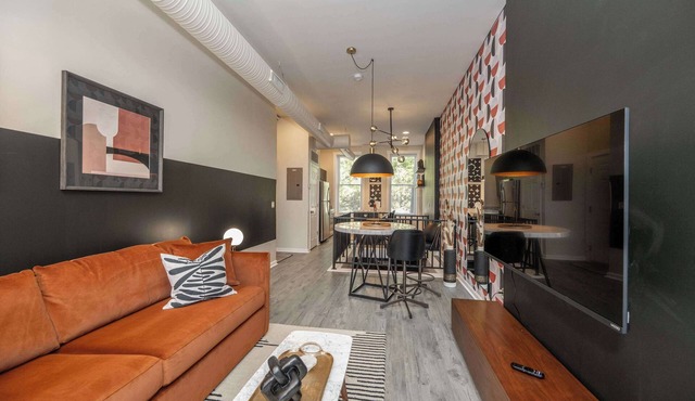 Queen City Views 1 – Chic 1 BDR!