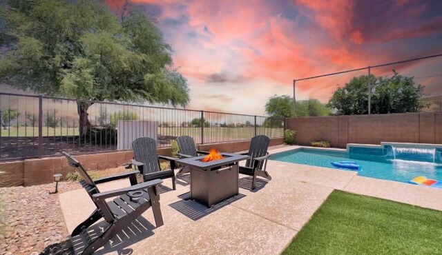 Queen Creek Cool! Pool/Game Room Sleeps 12! Savings!
