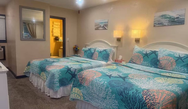 queen & full bed, Buzzards Bay, walk to cape cod canal, extended stay available