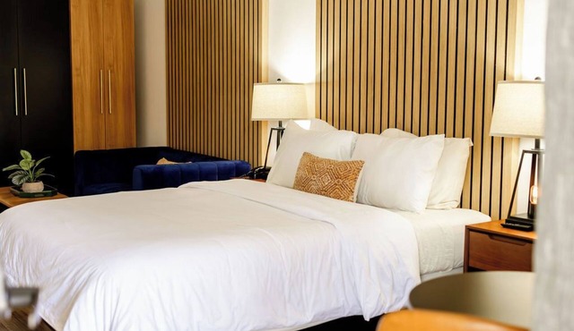 Queen Mini Suite at Angoria
