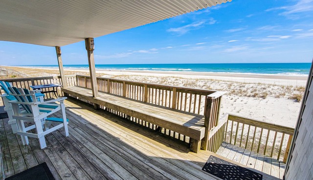 Queen's Grant D-113 – Ocean Views & Beach Fun