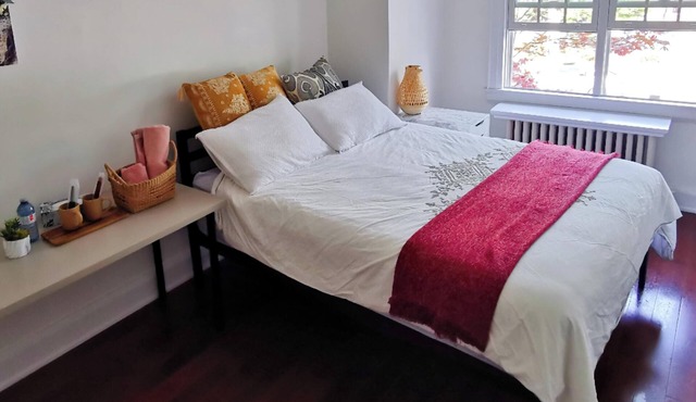Queen-size bed room in midtown Toronto