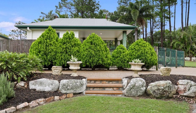 Queenslander on Madsen