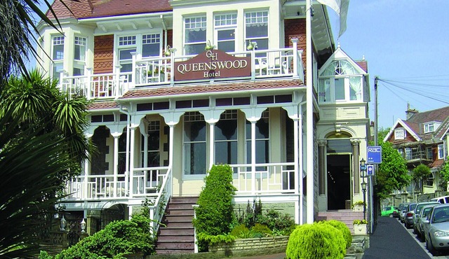 Queenswood Hotel