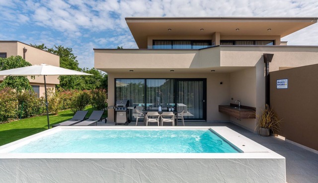 Quercus Village APP 10 mit privatem Pool by Interhome