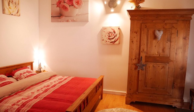 Quetsche Furnished Room