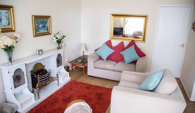 Quiet Holiday Park Bungalow