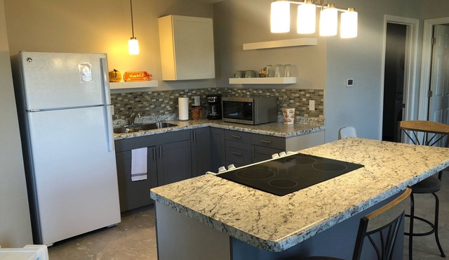 Quiet - 1 Bedroom Rental Unit on Main Level