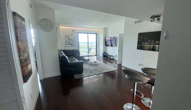 Quiet 2/2 High-rise at the Tallahassee Center