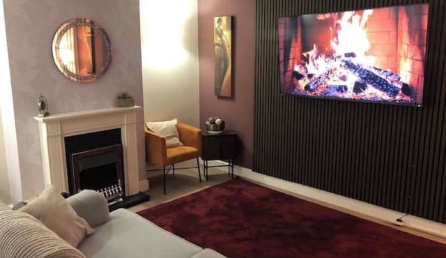 Quiet 2-Bed in Central Wimbledon – Sleeps 6