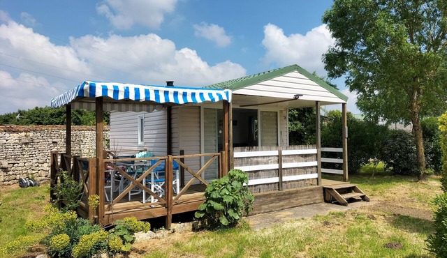 Quiet 2 bedroom cottage close to nature