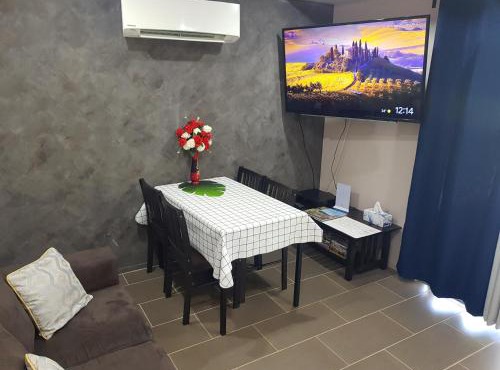 Quiet 2 bedroom farm house