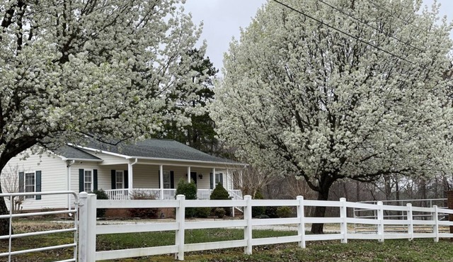 Quiet 2 Bedroom Home