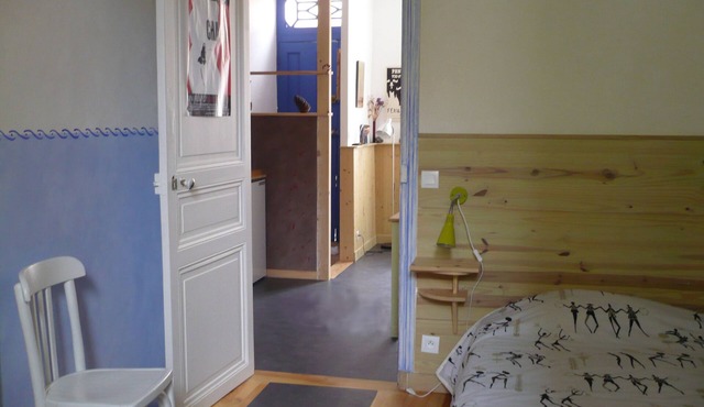 Quiet 2-room apartment close to Hypercentre, metro and Matabiau station.