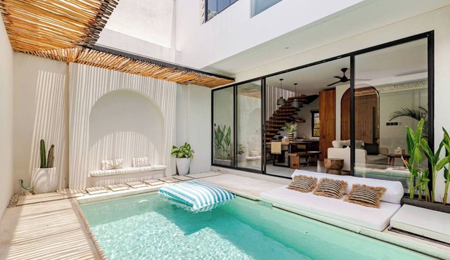 Quiet 2b Villa w/AC & Pool in Pererenan/Canggu, 8min to surf beach!