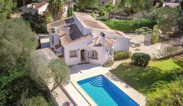 Quiet 3 Bedroom Family Villa