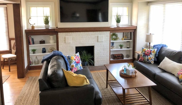 Quiet "3" Bedroom Home I Shorewood