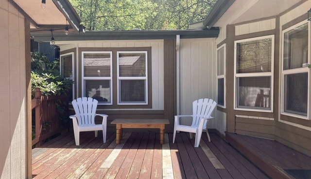 Quiet 3 Bedroom House in Desirable Eugene Neighborhood