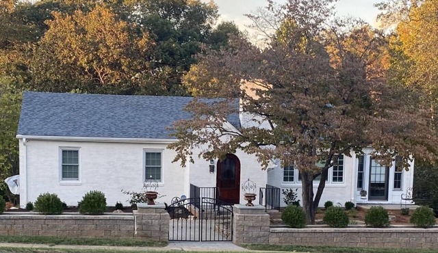 Quiet 3 BR Brick Cottage Convenient Location