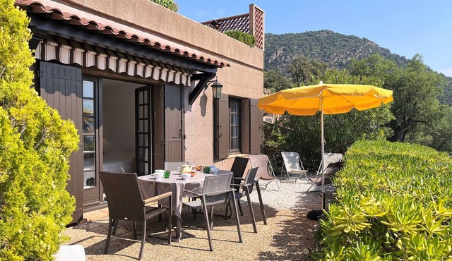 Quiet 3-Room House with Terrace, Air Conditioning, and Garage - Le Lavandou