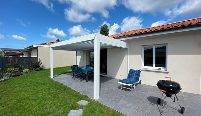 Quiet 3-star house, south-facing, sleeps 6, WiFi, ideal for a family