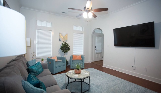 Quiet 3BR 2 Bath 1-level home, Fast Internet, Comfortable