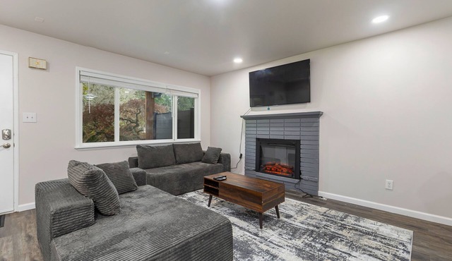 Quiet 3BR Retreat | Near Woodinville Wine Country