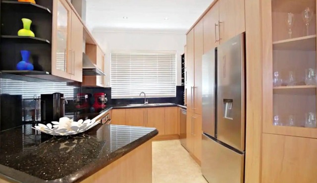 Quiet 4 Bedrooms House in Belmore